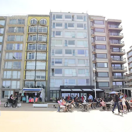 In By The * Nieuwpoort